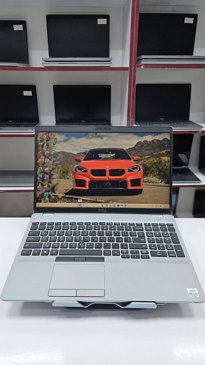 كور i7 10850H • كوادرو P620 ٤GB • ١٦ جيجا رام