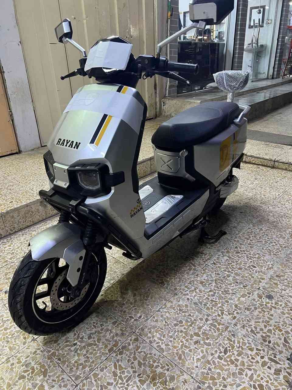 ماطور للبيع وحش الكون
مواصفاته معروفه
السعر مليون 100 وبي مجال
للتواصل ***********
