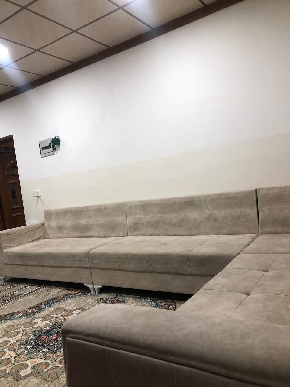 كنبة L • ١٠ مقاعد • السليمانية