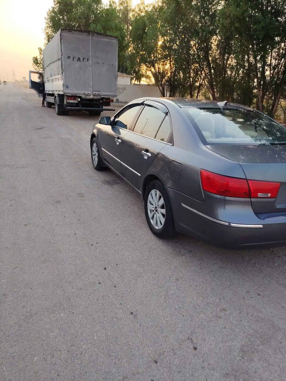سوناتة موديل 2009
وارد امريكي
رقم بغداد 
كير محرك تبريد كلة مكفول
السيارة مصبوغة اربع قطع ابيعلك احزام بدون دواخل
السعر 95 وبيهة مجال
***********
المكان ديالى .....
