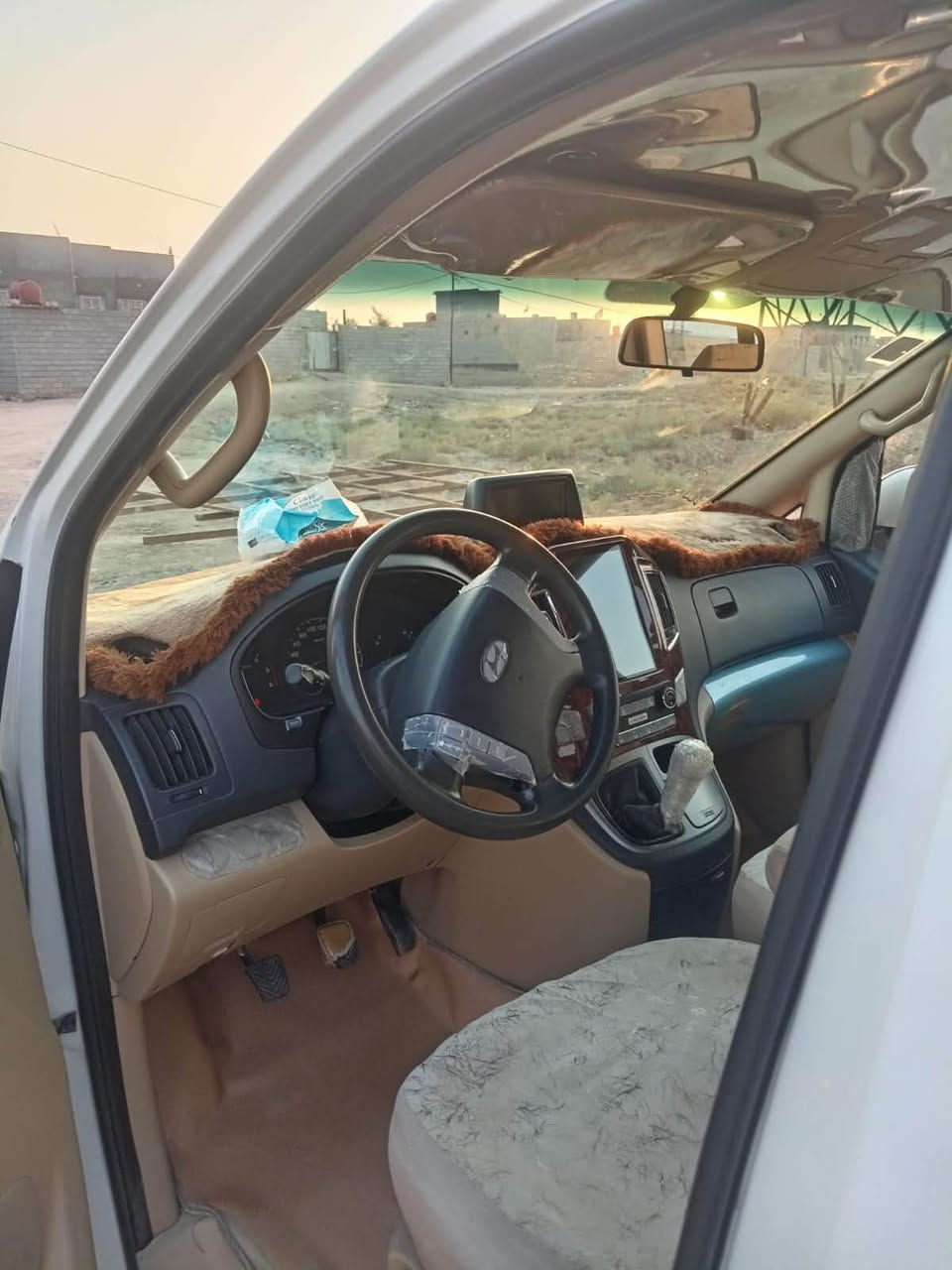 ستاركس للبيع موديل 2019 كفاله عامه مفتوح رقم بغداد انلكيزي دولي
مكان السياره البصره الهارثه 
رقم ***********
