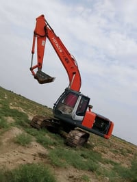 حفارة هيتاشي • Z3 • ٢١٠K