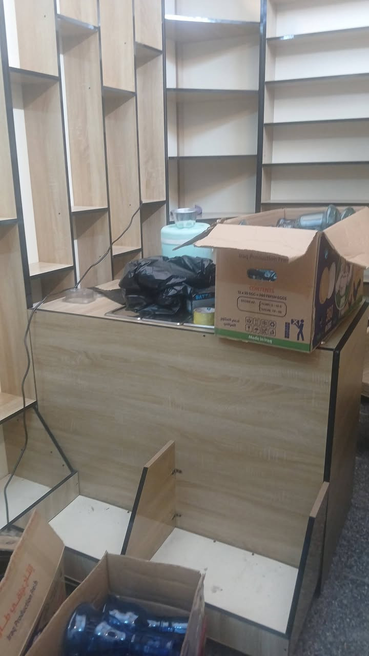 رفوف محل • جديدة • بغداد