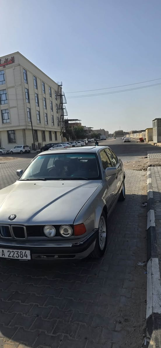 السلام عليكم 
BMWالبيع
735
رقم صلاح الدين نكليزي سنويه جديده هزه جديده تحويل مباشر بسمي مكاني بصره 

مكينه كير كارتون حداديه جديده دواخل زينه بدي مكفول من 

الضربه والكصه صبغ جماليه فقط 

مديل 1989

السعر 40بيه مجال كلش قليل مستعجل على بيعه 

***********
