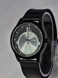 NEW FANDE • كوارتز ياباني • زجاج زفير