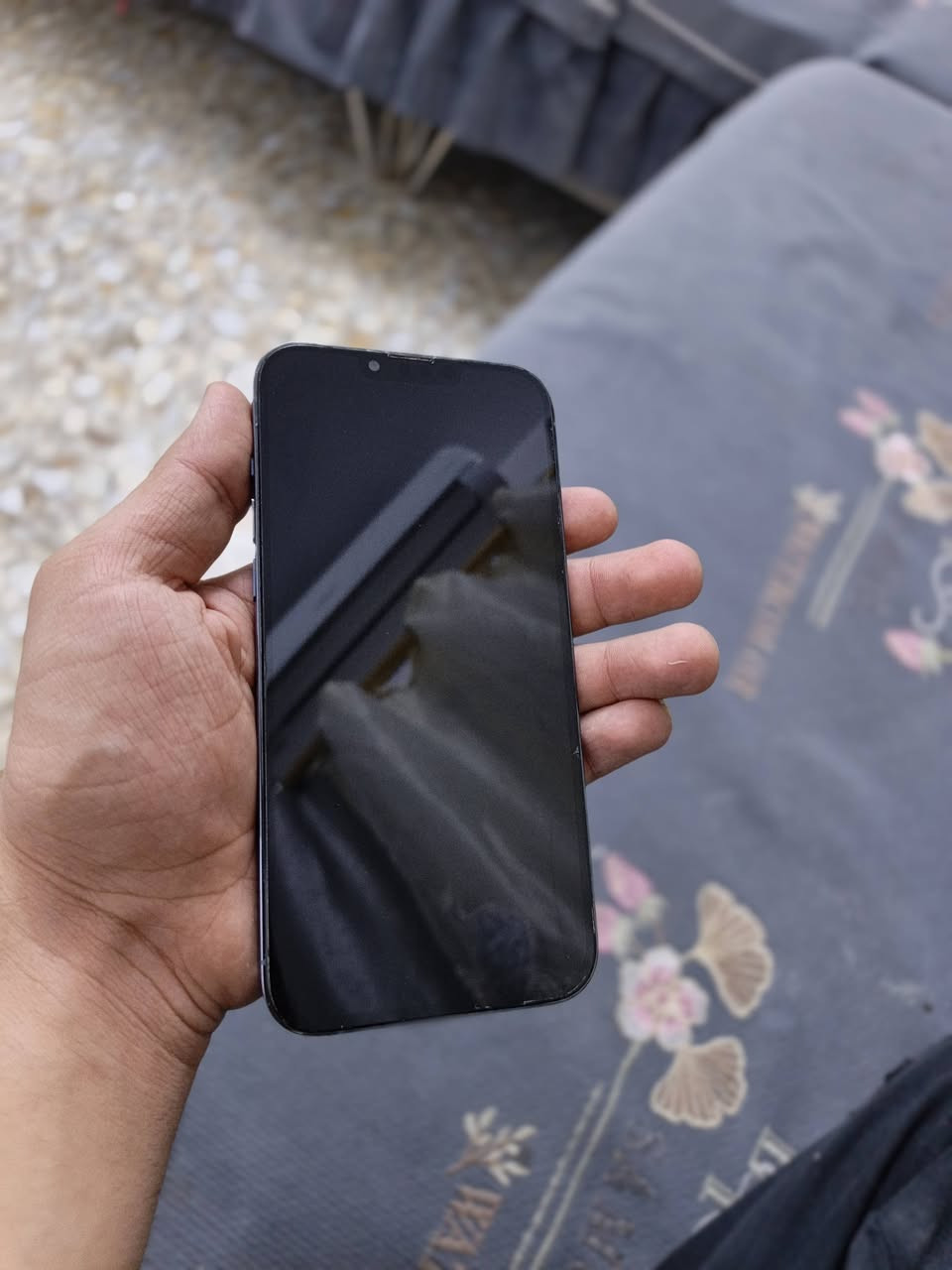 سلام عليكم ايفون 13 برو ماكس للبيع اللون سمائي بحري ذاكره 256 بطاريه 73 مبدل بي غراض مثل الشاشه وبورد كاميرا وحاليا الشاشه بيها خطوط ينراد الها تبديل التليفون شاصيه كلش نضيف وسعره 350 وبي مجال تواصل واتساب ***********
