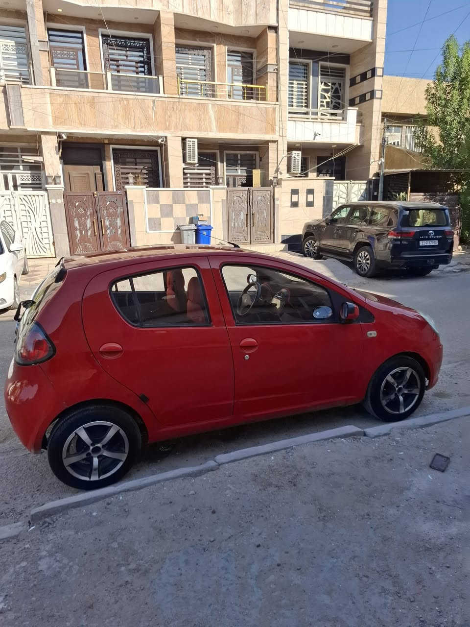 جيلي باندا ٢٠١٣ لون احمر رقم بغداد الانكليزي سيارة نظيفة مال بيت ادامة كاملة تخم تاير جديد السعر ٥٥ ورقة بيه مجال بسيط 
ما عجبك المنشور تخطاه مكاني بغداد حي القاهرة ***********
