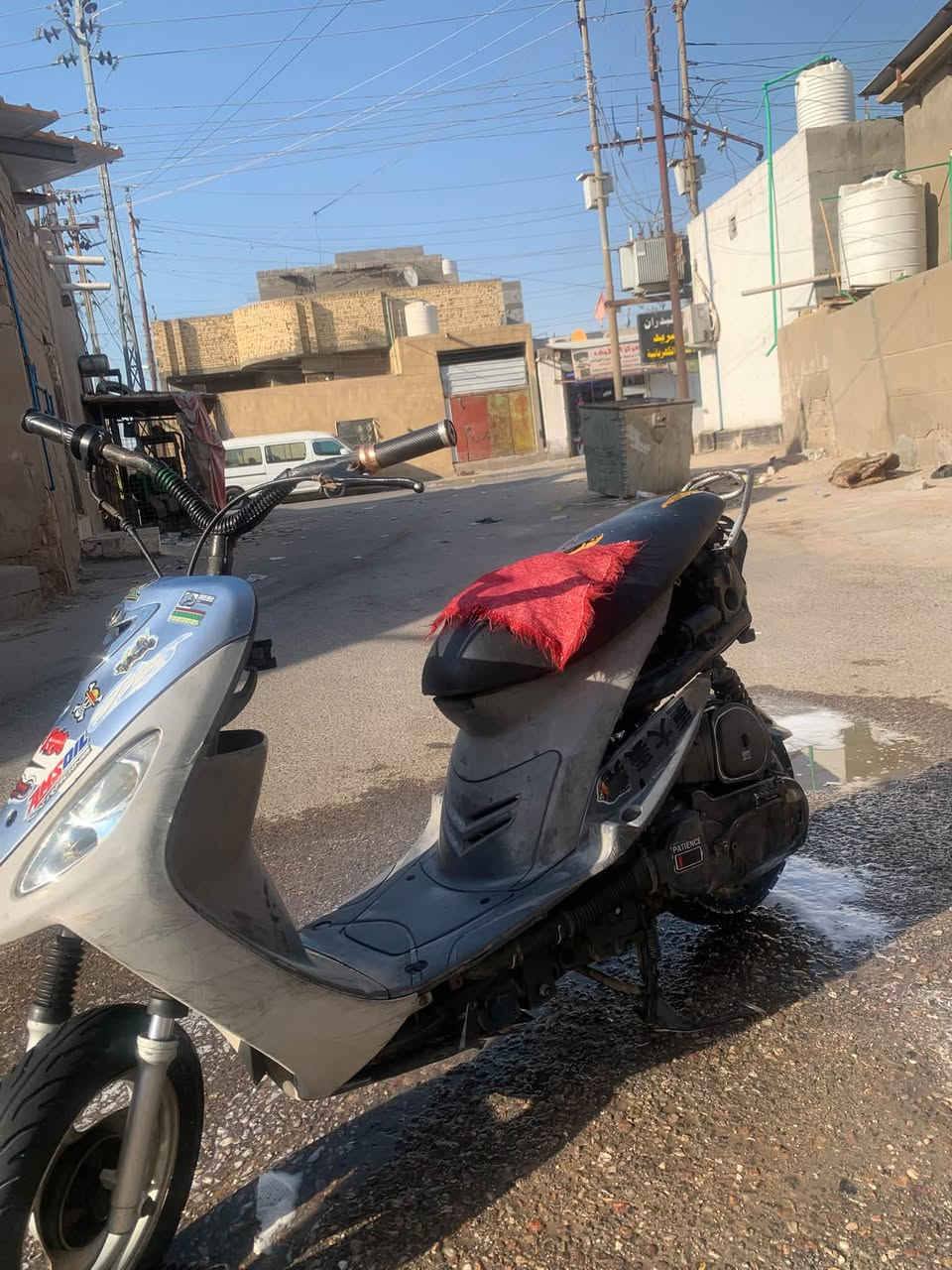 دراجه مكفوله كفاله عامه مامفتوحه قراضها كلها موجوده من لعينه للايت كلشي بيها بلاد نكره سلف وهندر وكزوزها لبلاد موجود السعر 600وبيها مجال قليل *********** بس واتساب لمو شراي لا يراسل
