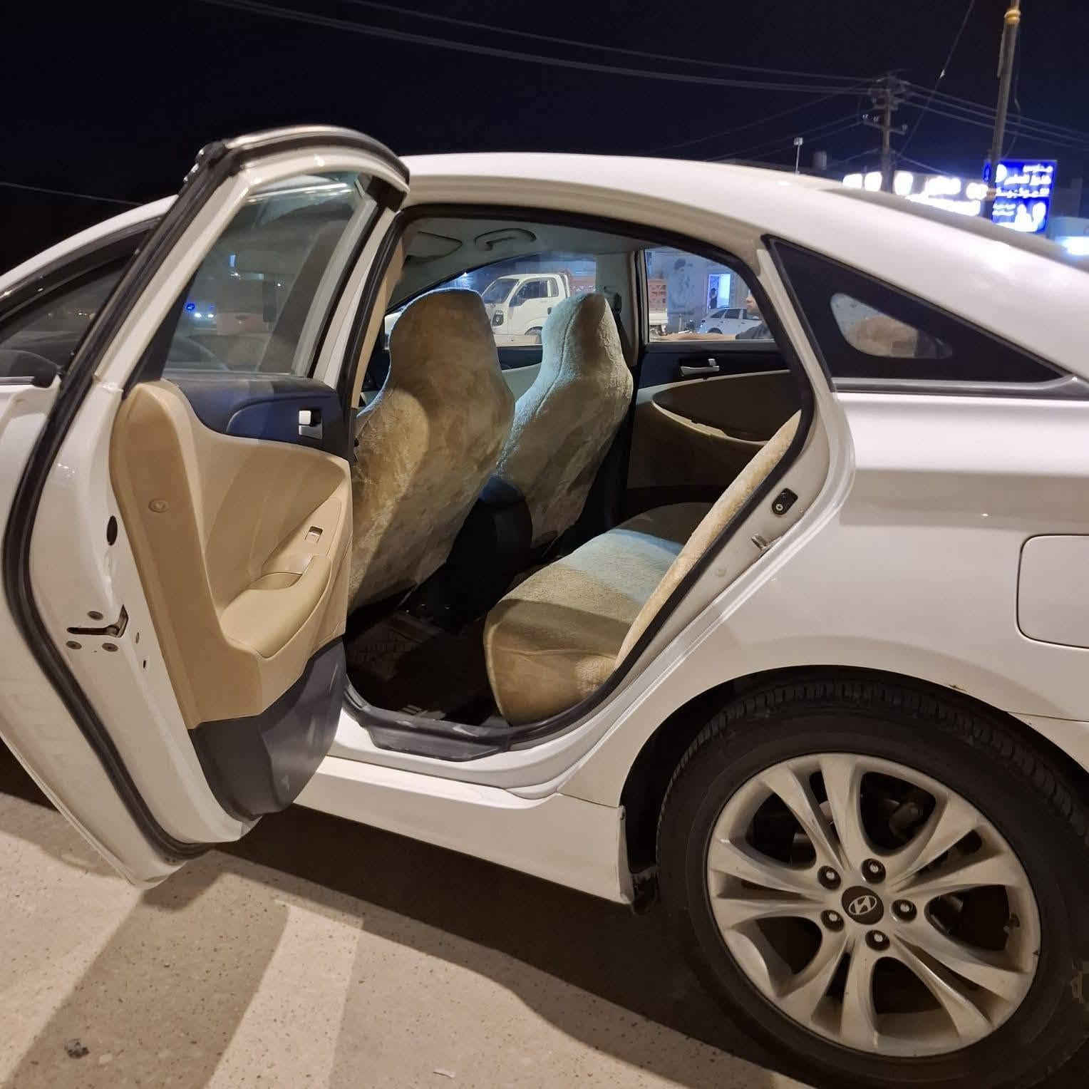 السلام عليكم سوناته موديل ١١خليجي مكينه ٢٤٠٠ مكفوله من التبديل والصبغ من عده خشم الجوملغ المامي شبر صبغ مكينه خير من الله تبريد حداديه جاهزه تخم تاير جديد بيه بارد بصيط باب الصدر العنوان النجف رقم كربلاء دولي الشراش يلتصل السعر ١١٠بيه مجال مكلف بل نشر اليريد ستفسار ازيد يلتصل ***********

