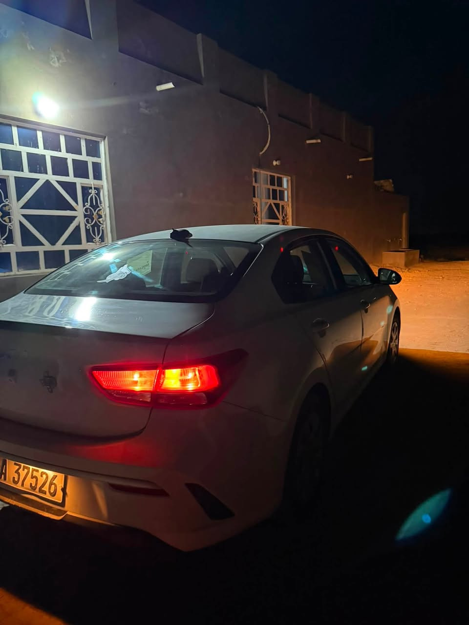للبيع كيا ريو موديل 2023 وارد أمريكي حادث جاملغ مبدل ونص من البنيد  ماشيه 68 معوقين تريد وكاله جاهز بأي وقت رقم مثنى الجديد السياره جاهزه مال جناي تخم تاير ستوني شاده مكاني الديوانيه السدير السعر 107 وبيها مجال رقم الهاتف ***********
