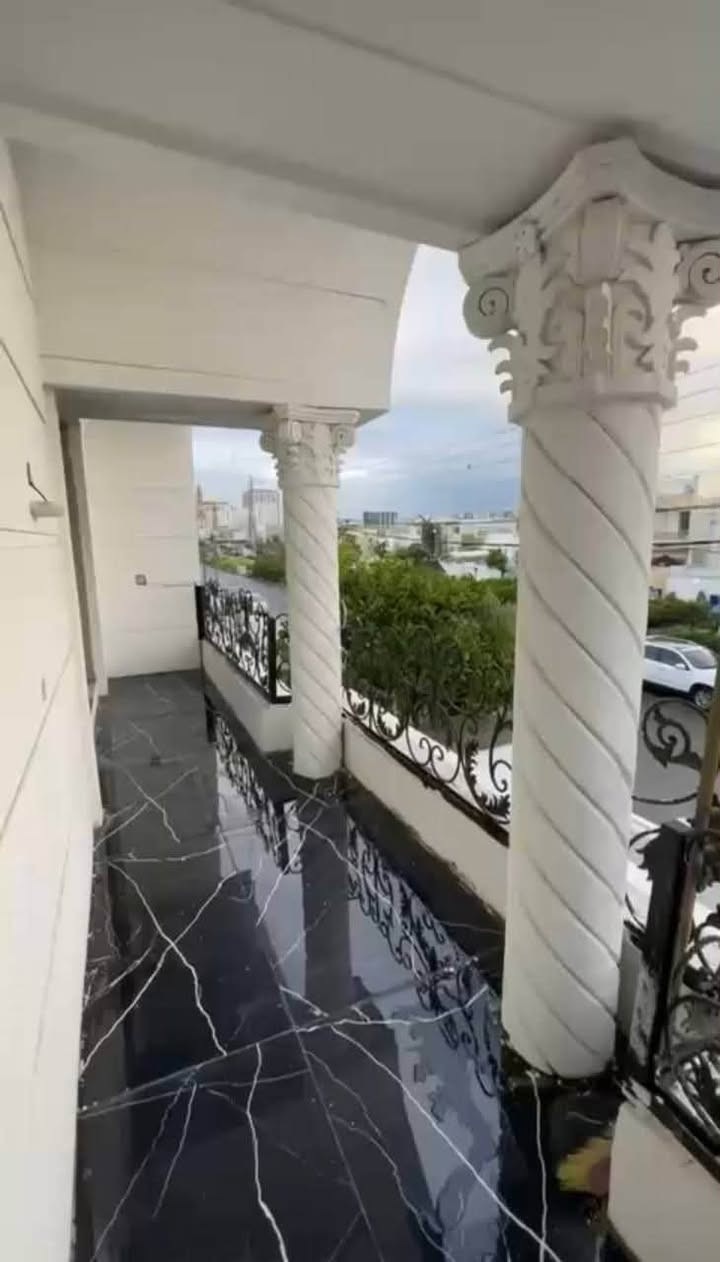 مجمع المهندسين • ٢٠٠م • ٥غرف+مخزن