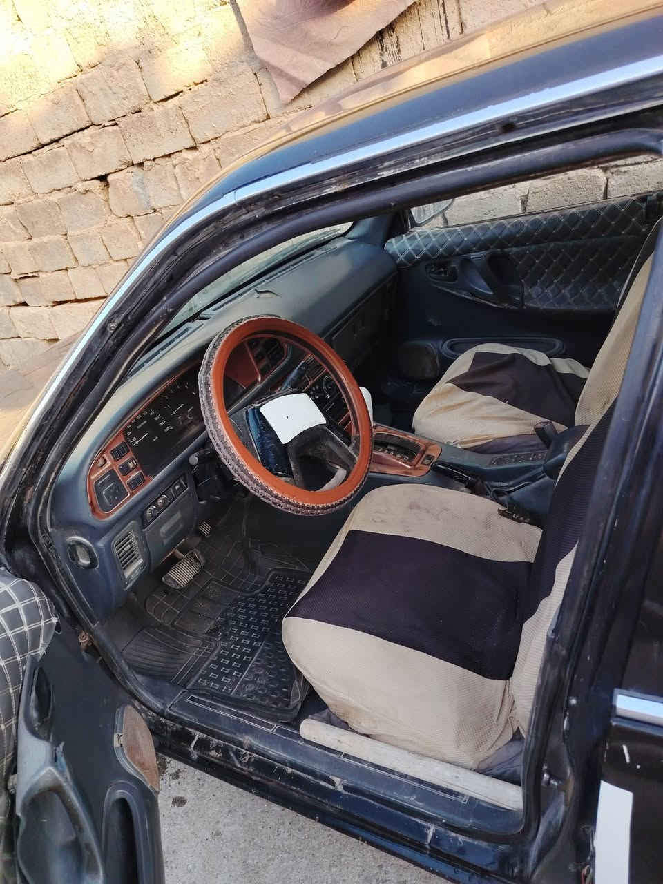 سلام عليكم برنس 95   أسود مكفولة من الضربه رقم بغداد حلو رقمهه السعر ٢٥ وبيهه مجال حك جيه  ***********
