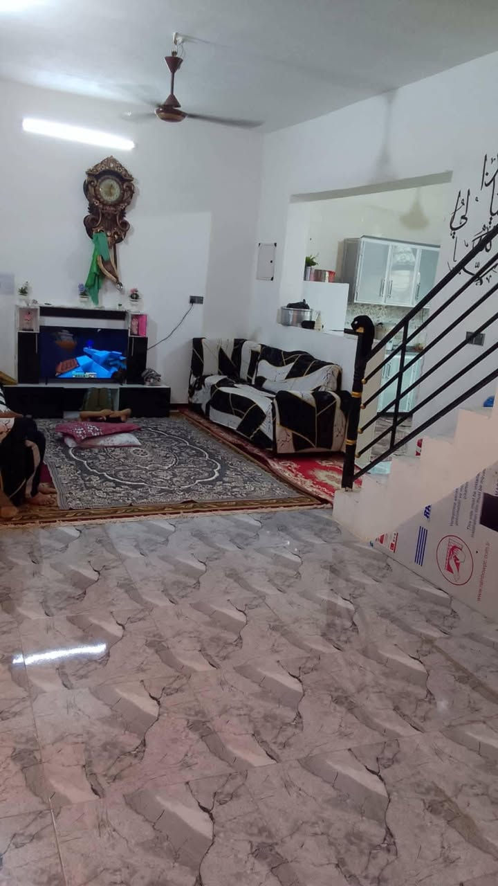الدار للبيع 🏠
المساحة200 متر 
طابو زراعي
 العنوان
 شافعية ام عباسيات يم جامع ام البنين 
السعر 80 وبي مجال 

مكتب الرواسخ للعقار
عنوان المكتب العروبه مقابل مطعم جود
: ***********📱
: ***********📱
