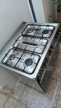 طباخ عشتار • نظيف • جانب الايسر