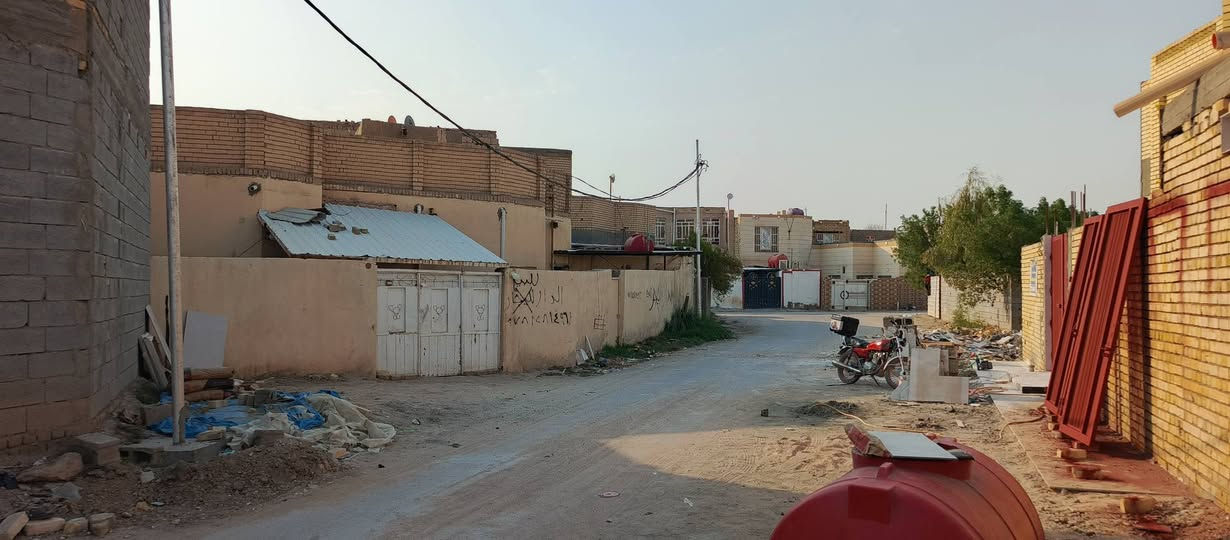 السلام عليكم بيت للبيع 200م في الصوب الصغير حي الزهراء قريب علئ سوك ثاني فرع عن حسينية اهل البيت 30م عن الشط يتكون من غرفه وصاله ومطبخ ودوانيه وصحيات مكلف بنشر  للستفسار التصال علئ الرقم
السلام عليكم بيت للبيع 200م في الصوب الصغير حي الزهراء قريب علئ سوك ثاني فرع عن حسينية اهل البيت 30م عن الشط يتكون من غرفه وصاله ومطبخ ودوانيه وصحيات مكلف بنشر  للستفسار التصال علئ الرقم
‏‪***********‬‏
‏‪***********‬‏
