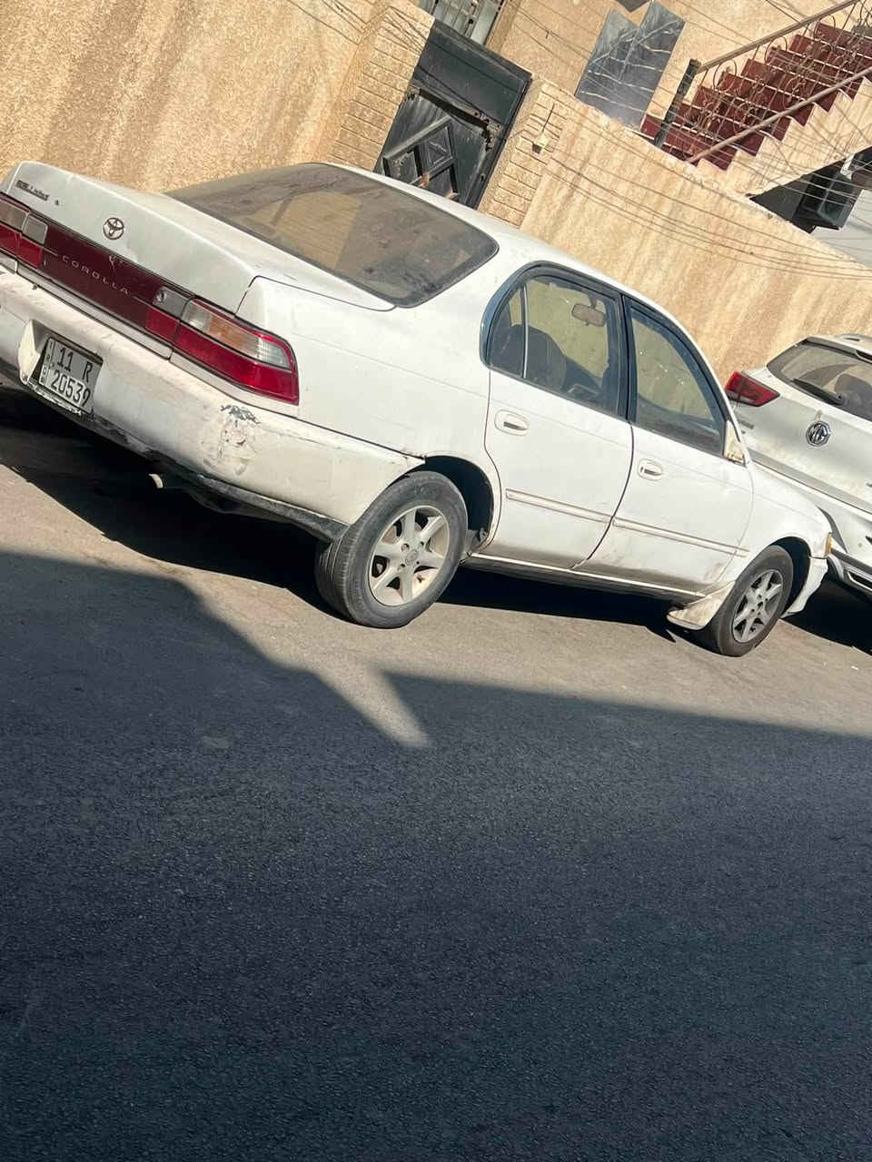 السلام عليكم من رخصت الادمن كورلا 1994بلادي مكفوله من الضربه والصبغ تحويل غسق الامارات صارلهه 15سنه عد شخص كير مكفول محرك بي رنكات السياره متروكه وشغاله كلشي مبيهه صدر خلفي امامي جديد كهربائيات كلهه شغاله تبريد بي فيوز فقط داخل نضيف تخم تاير جديد السياره يحتاجلهه بعض الملاحضات 
بسمي ثاني يوم تحويلهه 
رقم دولي جديد سنويه ماساقطه جديده 
السعر 48وبيها مجال بسيط مكاني بغداد المنصور 
وهاذا رقمي 
***********
