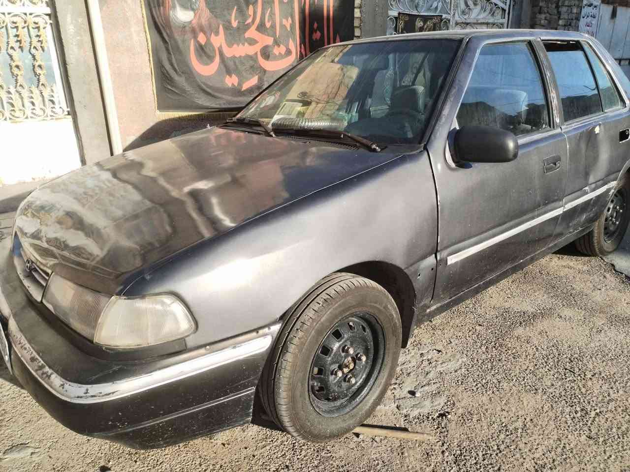 هونداي اكسله موديل ٩٣ السعر ٢٥ وبي مجال مكاني بغداد الكماليه  رقم الهاتف ***********

