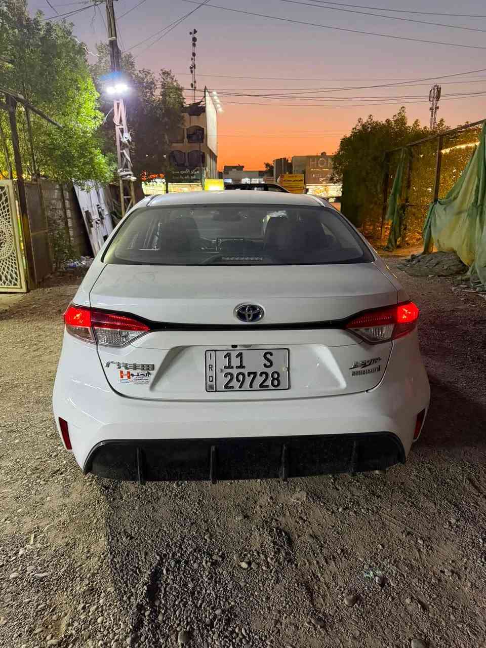 السلام عليكم كورلا S 2023  السيارة ماشية 60 الف مكفولة كفالة عامة من البارد والصبغ بيهة ملاحضتين مصورهن وية الصور بيهة طخة بالقمارة يم السلايد ورصعة بالجاملغ الامامي السيارة s مو عادية يعني جلد اصلي كرسي كهرباء مكانهة بغداد حي الاعلام  سعرهة  138 ورقة قفل بدون عملة 
***********
