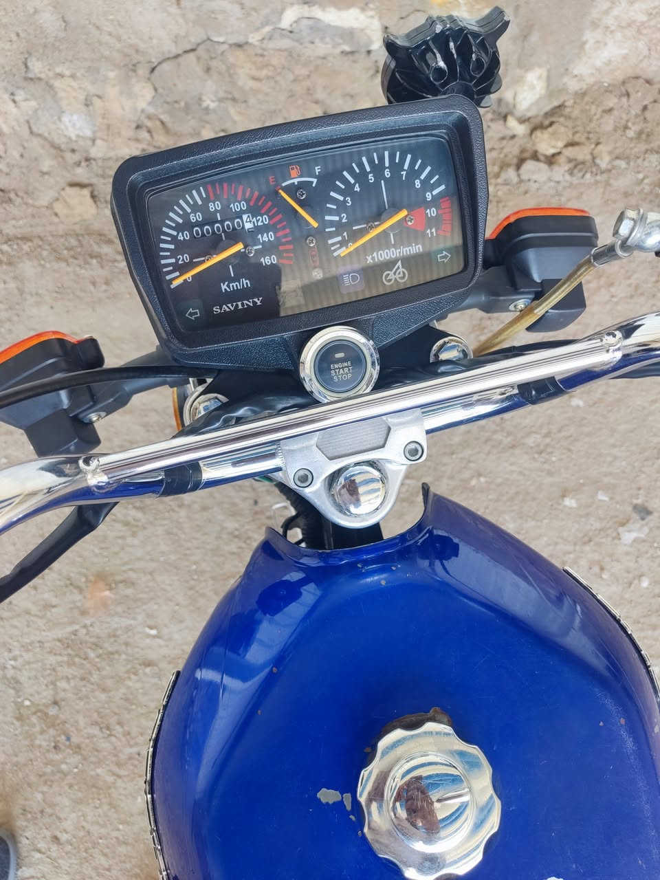 مكلف بالنشر شراي اتصل سيفان للبيع موديل 24 نضافه مثل مابصوره مكان رميثه ***********
