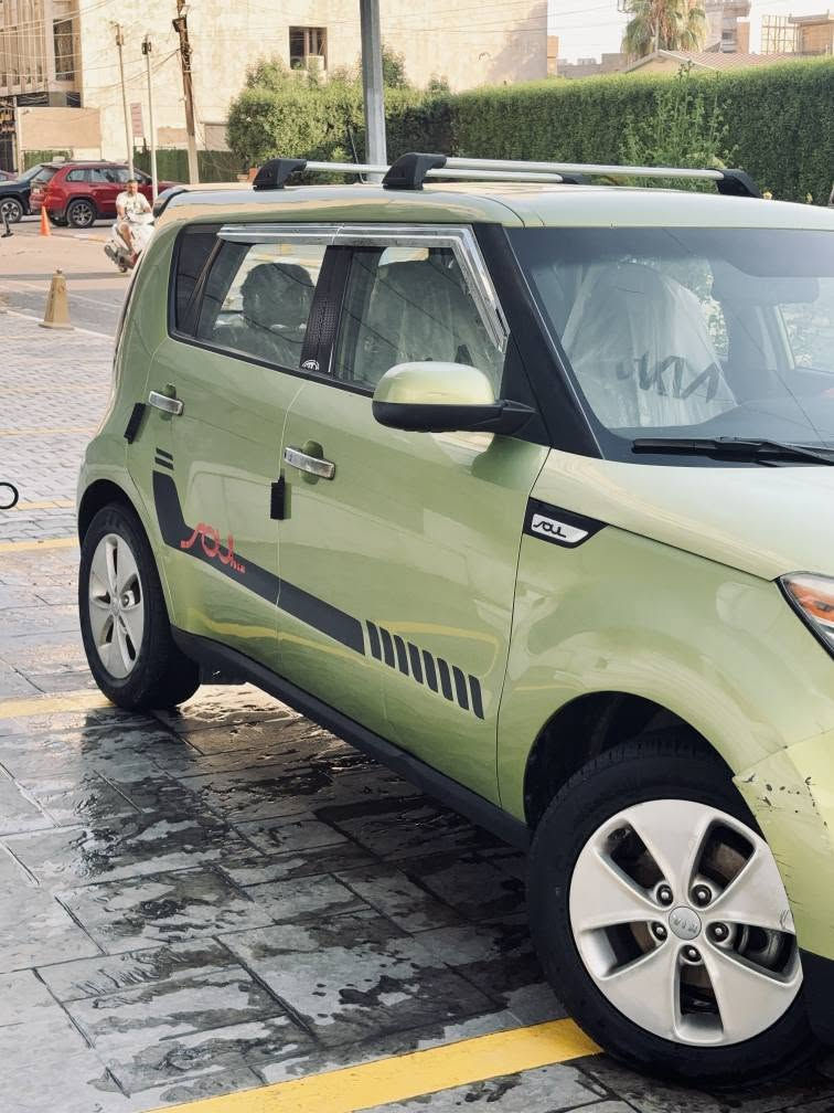 سلام عليكم كيا صول موديل ٢٠١٥ ماشيه ٩٠ الف مكينه ١٦٠٠gdiحادثها جاملغ مالسايق امامي وبنيد بيها ملاحظات بسيطه بالكشر  
مكاني الكراده  سعر ٩٥
*********** بغداد, العراق
