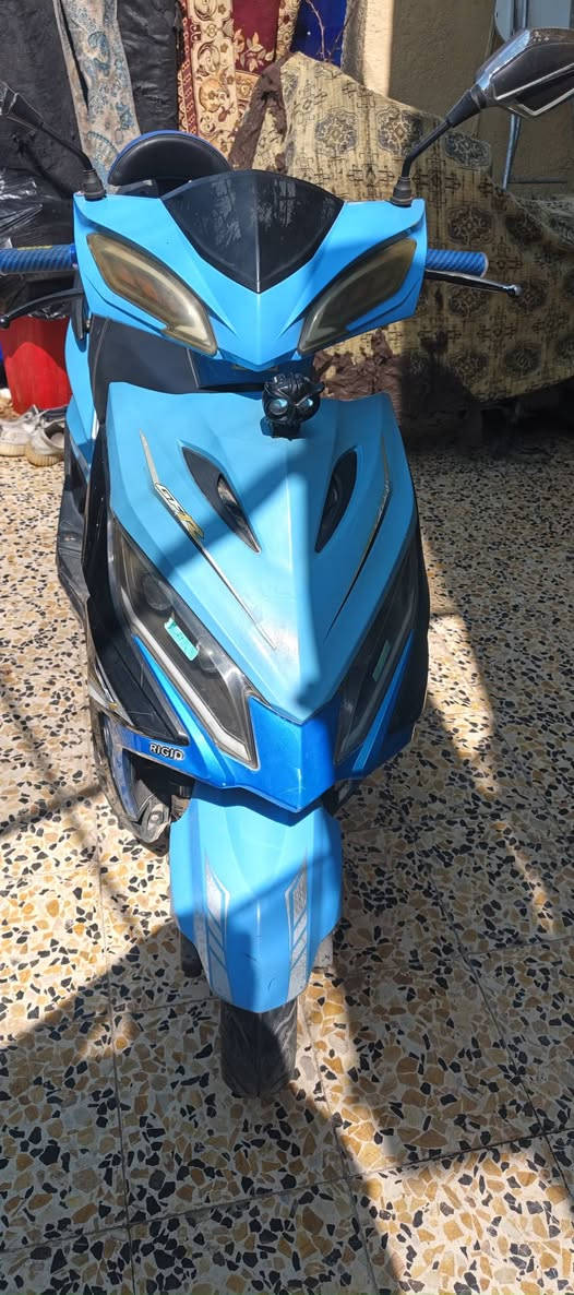 درجة جانبو نضيفه لبيع كلشي يشتغل بيه وهاذه رقمي *********** اوراق
