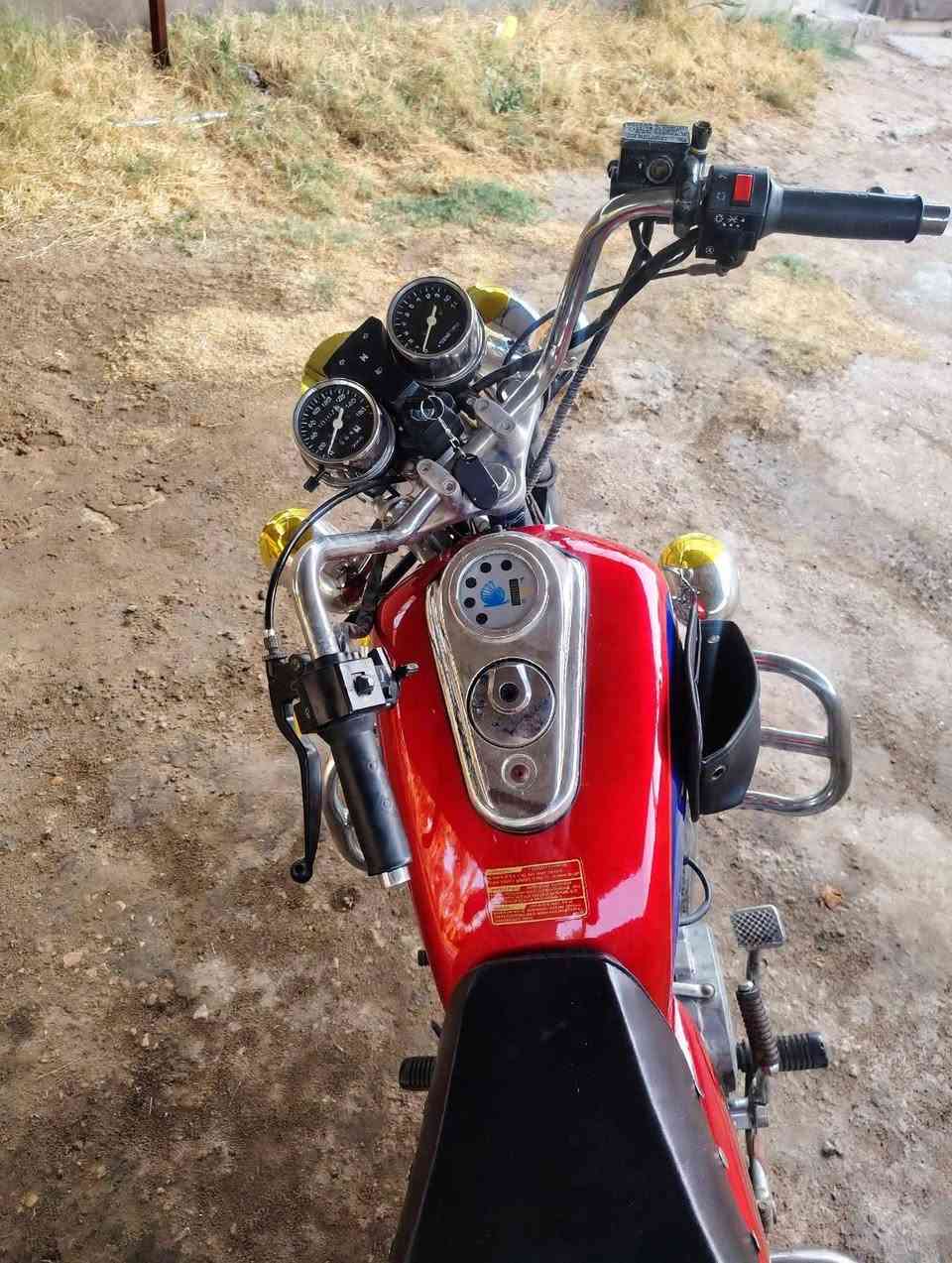 للبيع دراجه جمره جوندا جني  🔥🏍️
مكفولة من كلشي، ومعمّرة على آخر حباية 👌
الكهربائيات كلها شغالة وما ناقصها شي: سلف ✅ لايت ✅ هورن ✅ بلاجكتورات ✅ تشغيل عن بُعد ✅ إشارات ✅
الدراجة ما ناقصها ولا برغي، سرعة وشلعة، ومعدلة خير من الله، جاهزة للشغل والاستخدام وما تحتاج تصرف عليها ربع دينار.
🔹 الموديل: 2016
🔹 الأوراق: أصولية
🔹 المكان: كربلاء – الحسينية
📞 للاتصال: ***********
