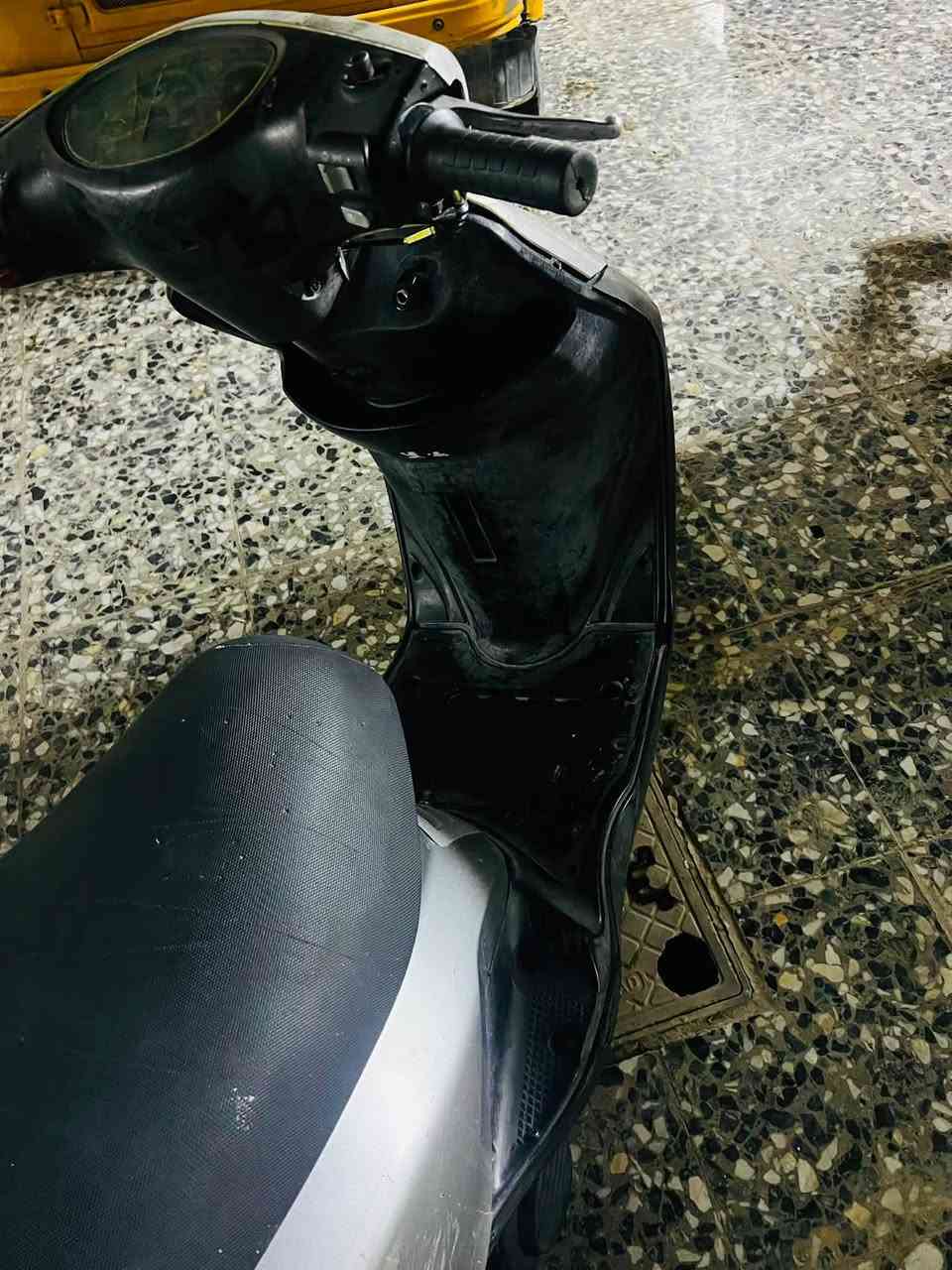 السلام عليكم دراجه بريز لايت جوه للبيع دراجه كاعده مرتبه العنوان بغداد الزعفرانيه
سعر 350 بيه مجال حك الجيه

تواصل 
***********
