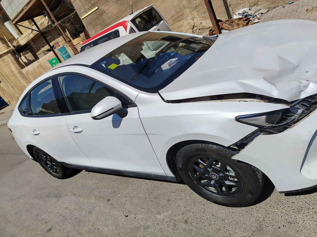 السلام عليكم BYD موديل 25 بدون ايرباك ع شغاله وتمشي حادثها رقم بغداد ***********
***********

