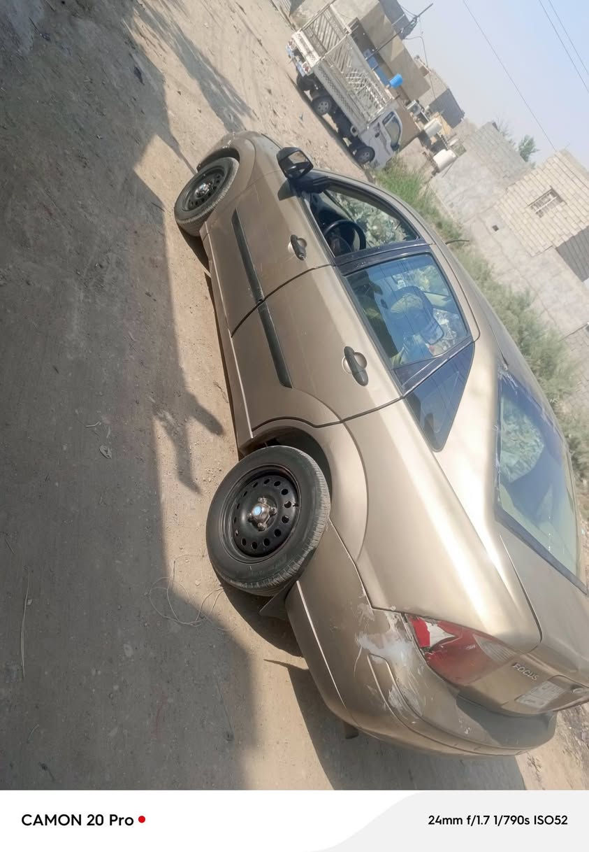 السلام عليكم بيع او مراوس حسب قناعه فورد فوكاس موديل 2005 تحويل مباشر مشروع وطني مكينه وكير خير من الله صدر وحديه جديد كهربائيات شغاله تخم تاير  سنويه 2029 السعر 25وبي مجال مكان واسط كوت مركز الاستفسار ***********
