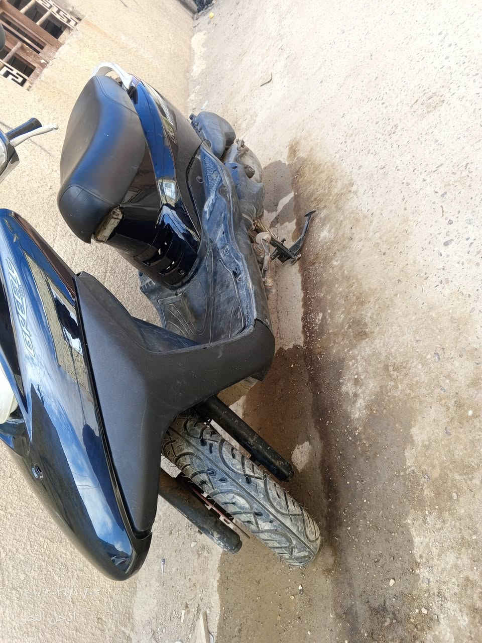 بسبب الوعود الكاذبه 
اعادة النشر دراجه بريز كابريتر خير من الله 
بدلت دهن شويه طلعت دخانه فقط ممفتوح بيها كلشي دسك امامي نكره بكل وقت 
السعر 650بيها مجال قليل 
متواجد واتساب 
العنوان سيطره الشعب القديمه منطقه السريدات 
***********

نص مكتوب في الصور:
- ١٢:١٠ ٢٠٢٦/١٠/٠٣
- أدخل النص
- ٢٠٢٦/١٠/٠٣