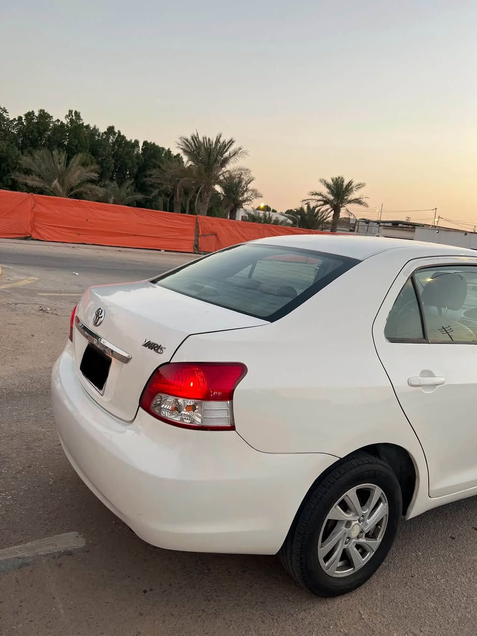 سلام عليكم يارس موديل 2006خليجي مكينه 1500 بيدي امبدله بيه صبغ حزام شواصي الغود دواخل كفاله تكم كله كفاله شرط بيه صبغ احزام فقط مكينه كير تبريد ثلج بس
حداديه 75 بلميه
السعر 69 وبيه مجال قليل
رقم بغداد بأسمي 
تحويل ثاني يوم يعني كبل عقد مروري 
*********** 
مكاني نجف
