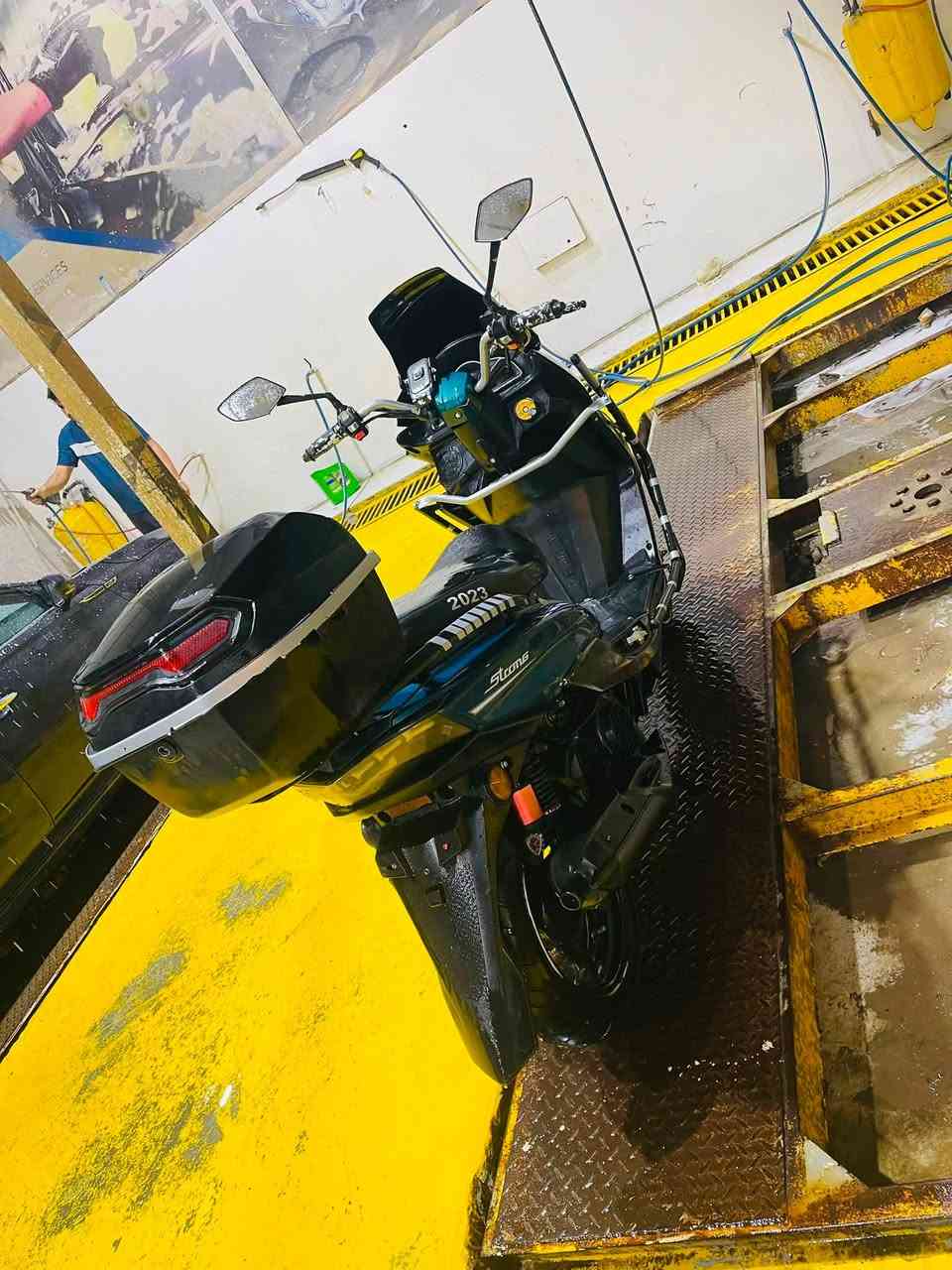 الـسلام عـليكم 
دراجة نـوع سـترونك مـديل 2023
محـرك:150  شـرط مـامفتـوح رمـبة
لاصـرف ولاايشي شـرط الفـحص وين ميعـجبك نكـره سـلف 
بـصمة تـشغيل عـن بـعد لايت زنـون عالي ناصـي
ايـشاير كـهربائيات كلها شغال مـراية فـايبر بـلاص يدات رياضية بريك امامي خـلفي مـنفذ شاحنة لتليفون ايفون او كلكسي  وقـابضة تلـيفون دراجـة خـير مـن الله  عـنوان الـدراجة تكريت القادسية شارع المستشفى العسـكري 
رقـم ***********
السـعر750 وبيها مجال لشراي

ملاحظة الي مو شراي رجاء لايجي ويعامل ويتعب نفسه هاي كلشي كاتب كدامك
