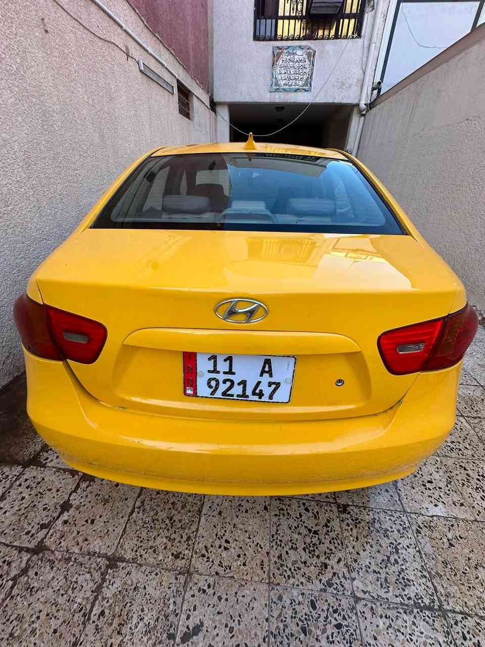سلام عليكم
2007 

امريكي محرك 2000

حادث امريكا جاملغ امامي تأثير بسيط +طخات بسيطة بالعراق معمرة قديم 

تبريد شغال ميه بالمية بس القايش مكطوع

محرك بيه تبخير قليل

سيارة باأسمي رقم انگليزي بغداد 

بيع او مراوس بخصوصي

سعر ٧٢ وبيه مجال بسيط حك الجية

مكان السيارة بغداد مدينة الصدر.

***********

