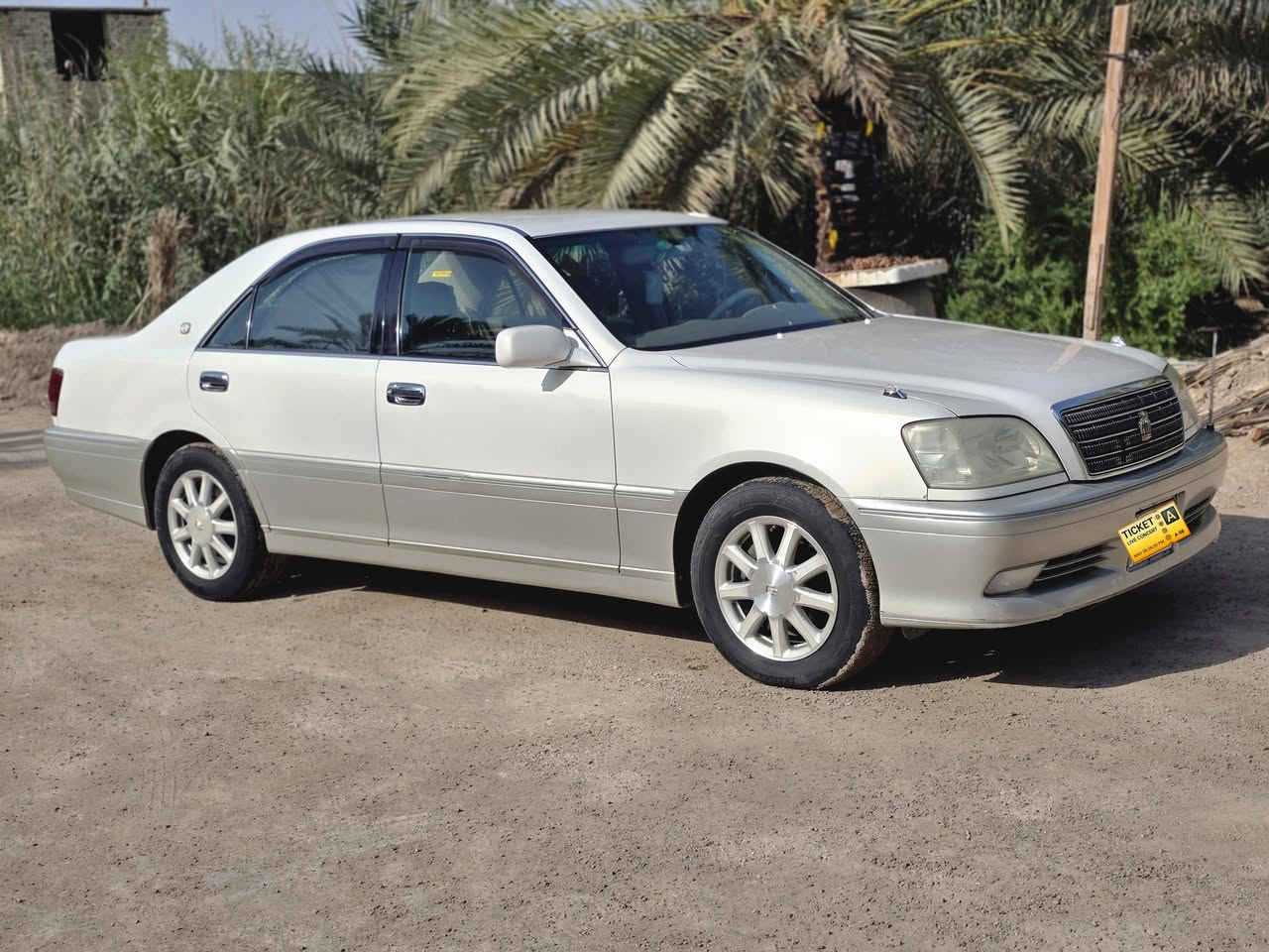 السلام عليكم ملكه للبيع مديل 2002 محرك ديفور الكبير 3 دكم السياره حلوه وجاهزه للاستفسار ***********
