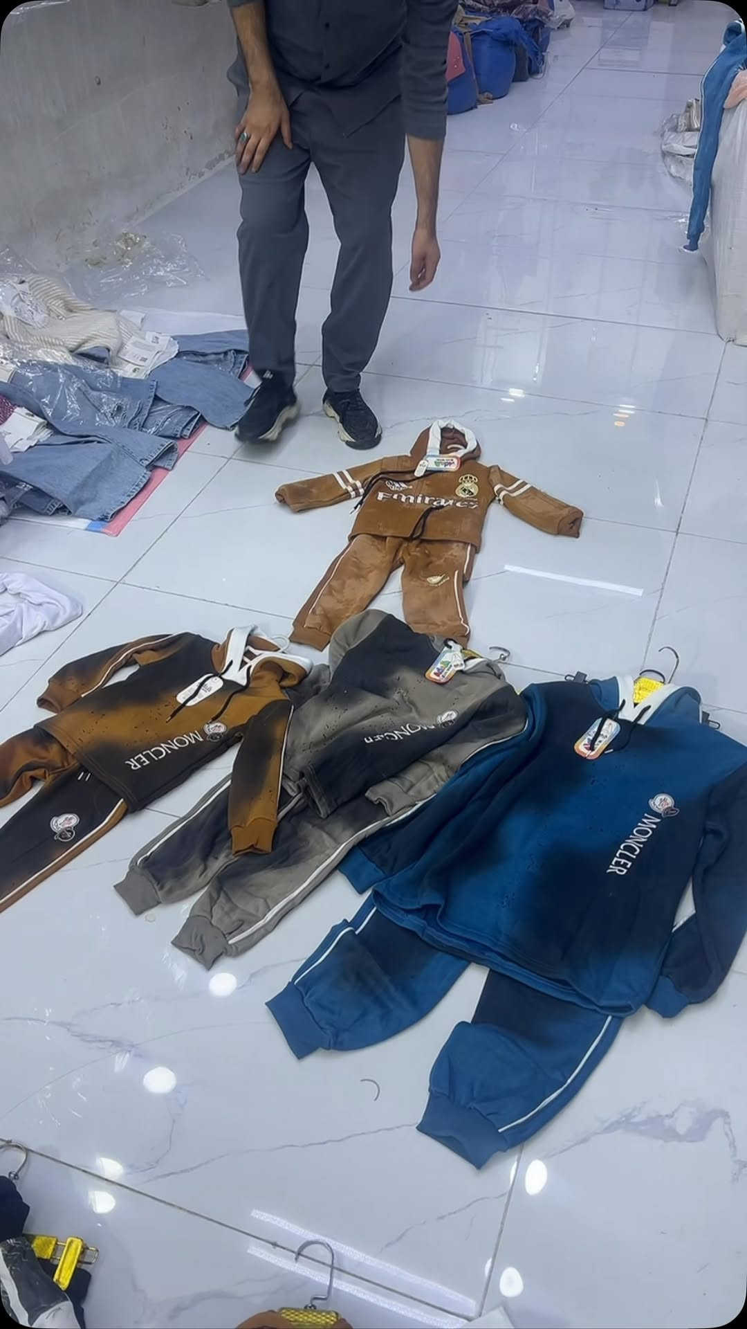 ملابس أطفال