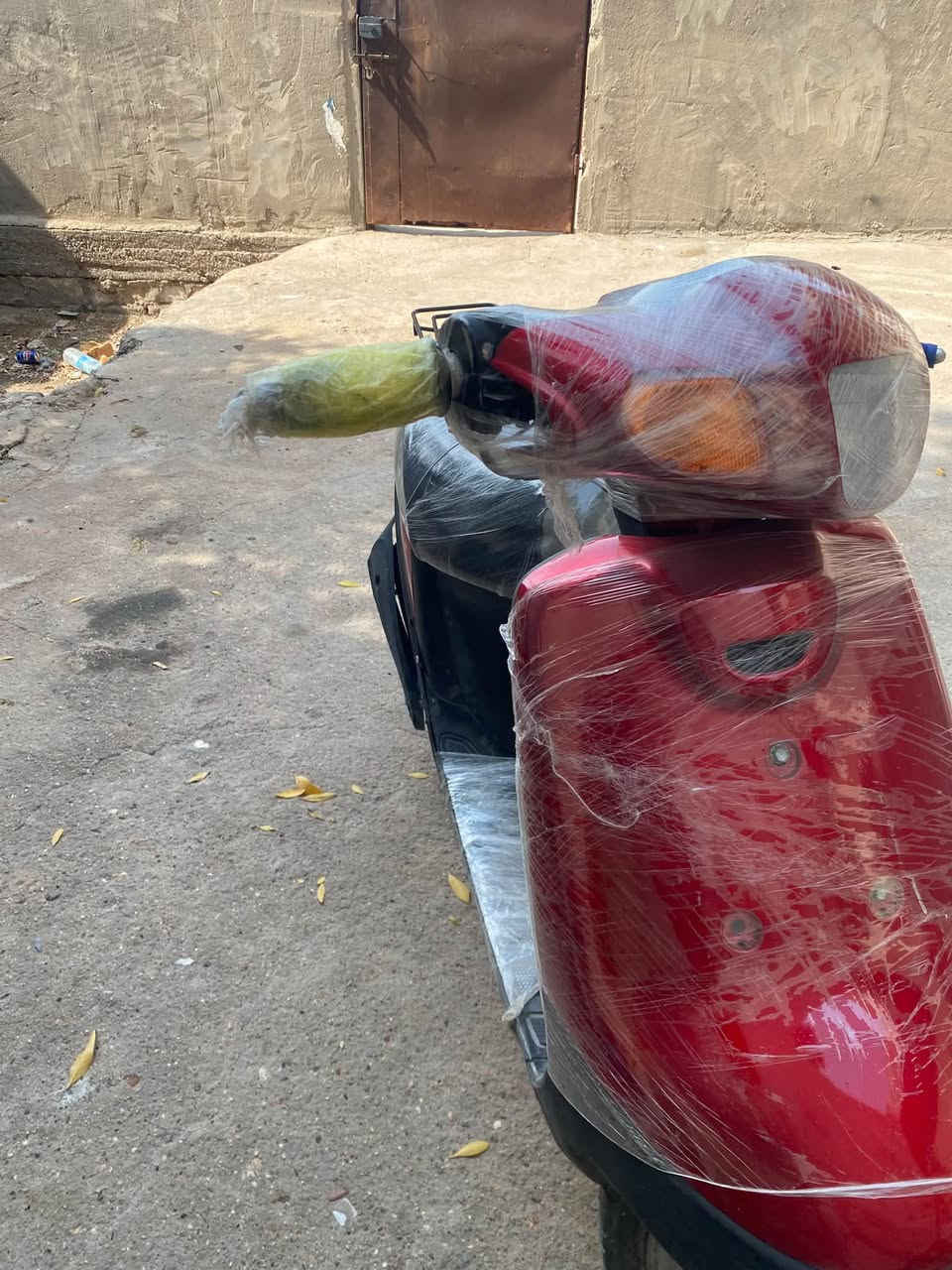 بطة • نضيفه • مكينة مفتوحه