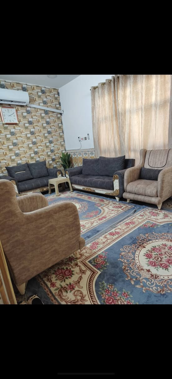 ١٠٠م • ٤غرف • سند ٢٥