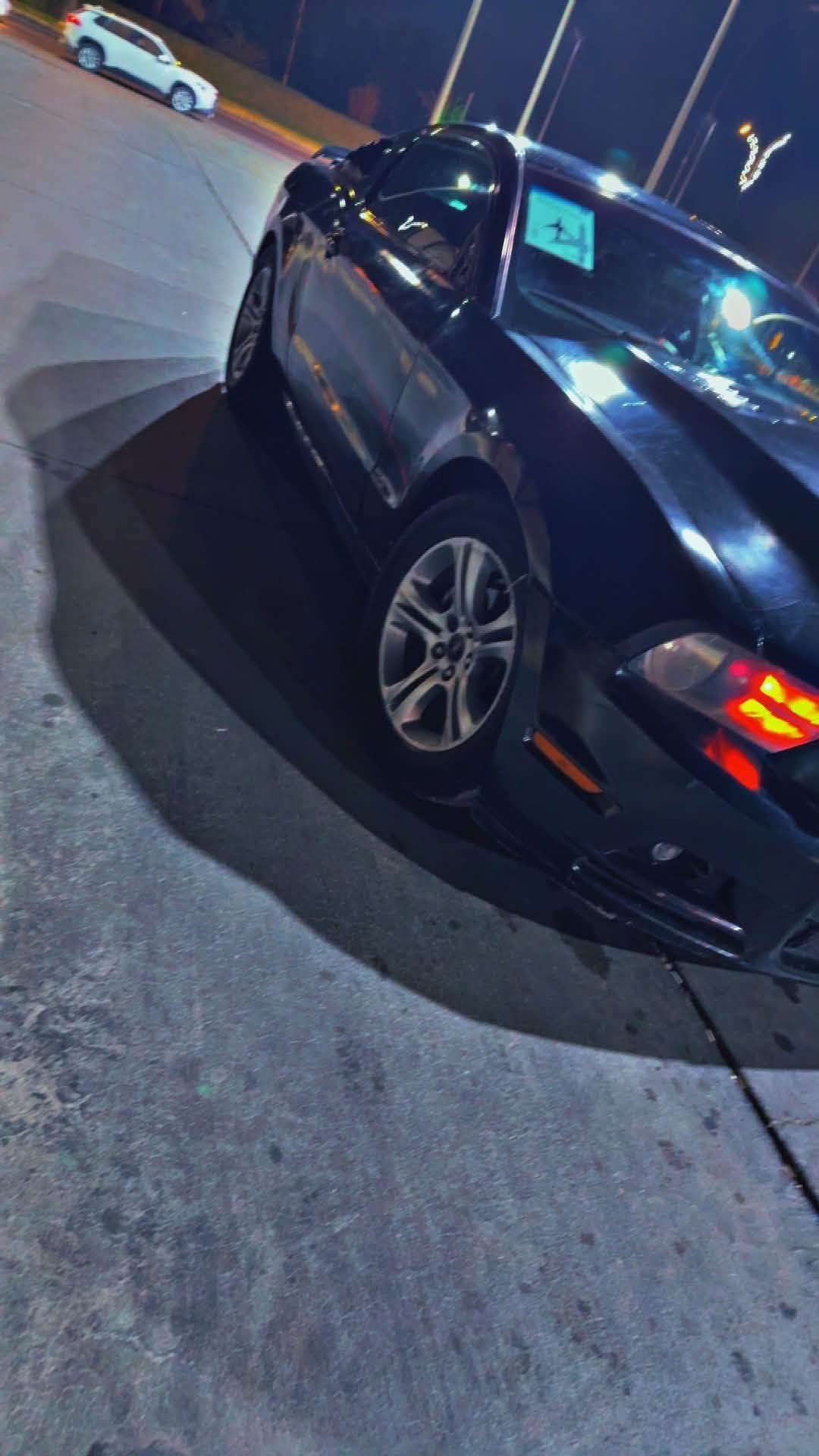 🔥 للبيع فورد موستانك 2010 – سُلَيمانية تحويل مباشر 🔥
🚘 Ford Mustang 2010
💥 سيارة مرتبة وجاهزة للاستخدام، وما ناقصها غير شغلات خفيفة وملاحظات بسيطة.

✅ جير ممتاز
✅ محرك مكفول
✅ تبريد ثلاجة 🧊
✅ كهربائيات شغاله
✅ حدادية جديدة –  تحويلها باسمك يكلف 250 ألف تريد تحويل تريد وكاله باسمك حصرا
✅ تخم تايرات جديد 🛞
✅ السيارة جاهزة وتمشي وتستخدم يومياً
✅ سليمانية – تحويل مباشر
📍 مكان السيارة: كربلاء

🔥موستناك يعني هيبة، صوت، سرعة ومتعة بالسواقة 🔥
السيارة مناسبة للي يريد سيارة شبابية ومرتبة، واللي يعرف بالموستنك يعرف قيمتها 😎🐎

⚠️ ملاحظات بسيطة بيها خفايف والسيارة تنفحص من أي جهة تريد.

💰 السعرناررر:🔥🔥🔥
📲 للشراية والجادين فقط اتصال ***********

وين أهل الموستنك؟ 🐎🔥
وين الشراية؟ السيارة تنتظر راعيها الجديد 😎
السيارة بكربلاء بيع فقطططططط،،،،

