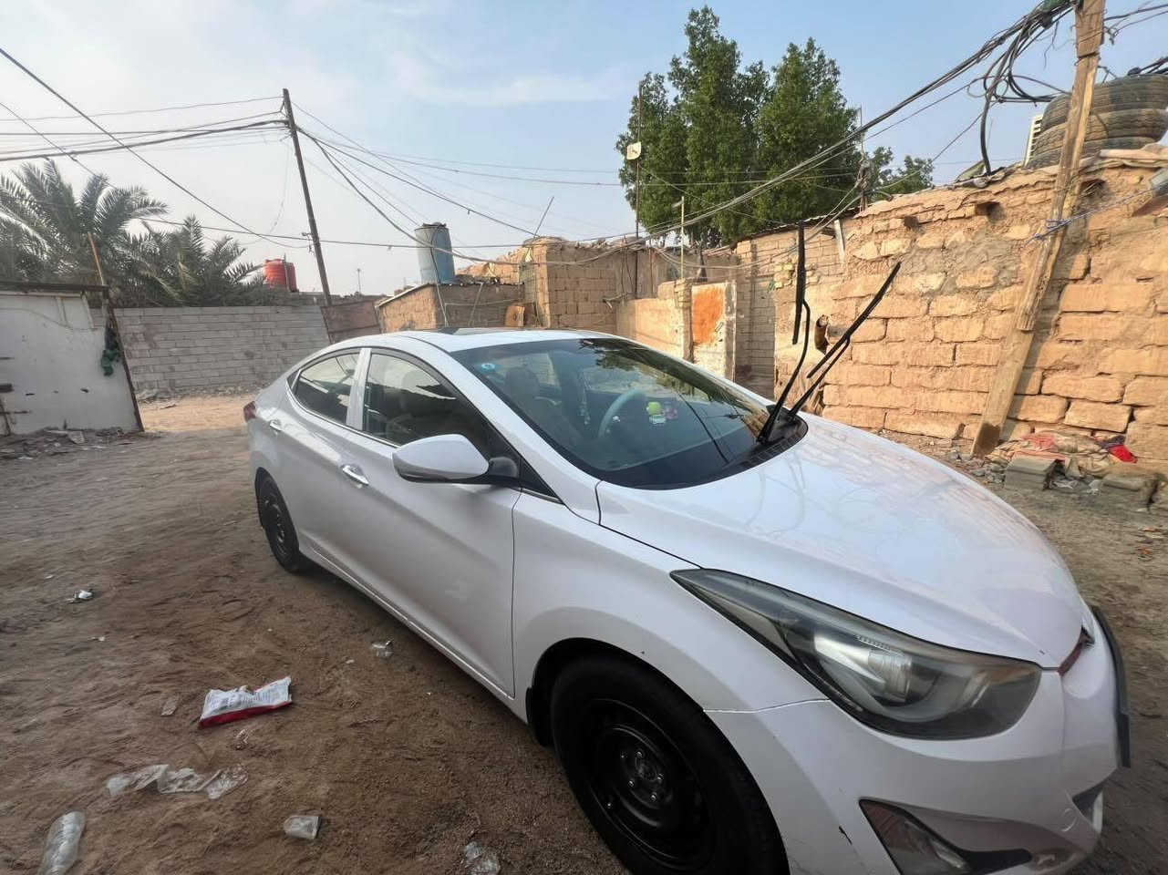 سلام عليكم
النترا موديل 2015 خليجي رقم بغداد بسمي سنويه تنتهي بل28 مكينه 1800 دوش السياره بيها باب الوره الصدر صبغ وشوي بدوسه والباقي كفاله مكينه كير كفاله سياره ماشيه 175 الف حقيقي دك جرس بل120 سياره فول مواصفات عده البصمه ايرباكات شاشه كامره خلفيه تحكم ستيرن  فتحه  مري كهرباء لايت زينون حداديه 80/100 السياره مكانها بصره ابي الخصيب عويسيان سعرها ب117 وبيها مجال الشراي رقم الهاتف ***********
