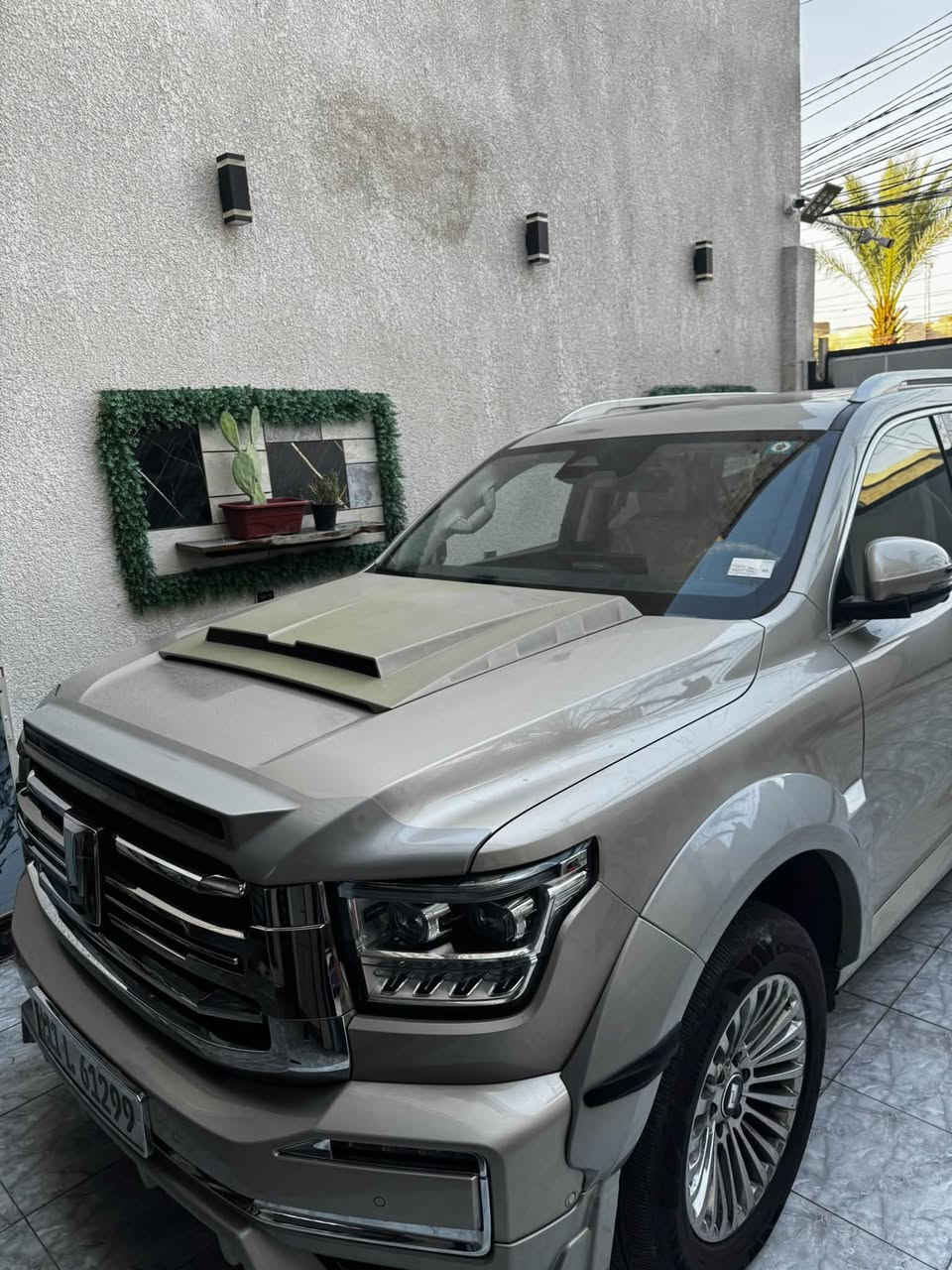سلام عليكم تانك ٥٠٠ مزوده بكت كامل وحيدة بالعراق كت بهذا اللون
ماشية ٣٢ الف قابل لزيادة ومواصفات سيارة معروفه 
وهيه ام التانكين وسبير تعليك 
سعر سيارة  ٦٠ مليون وبيه مجال قليل 
*********** وتساب 
***********
