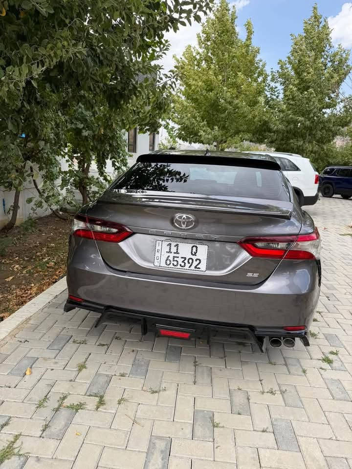 السلام عليكم 
كامري 2023seرقم بغداد بسمي ماشيه 36ميل ضررها جاملغ وبنيد بدون دواخل جاهزه من كل النواحي على وضع الشركه بدون نقص السعر 173وبيها مجال مكاني بيجي ***********

