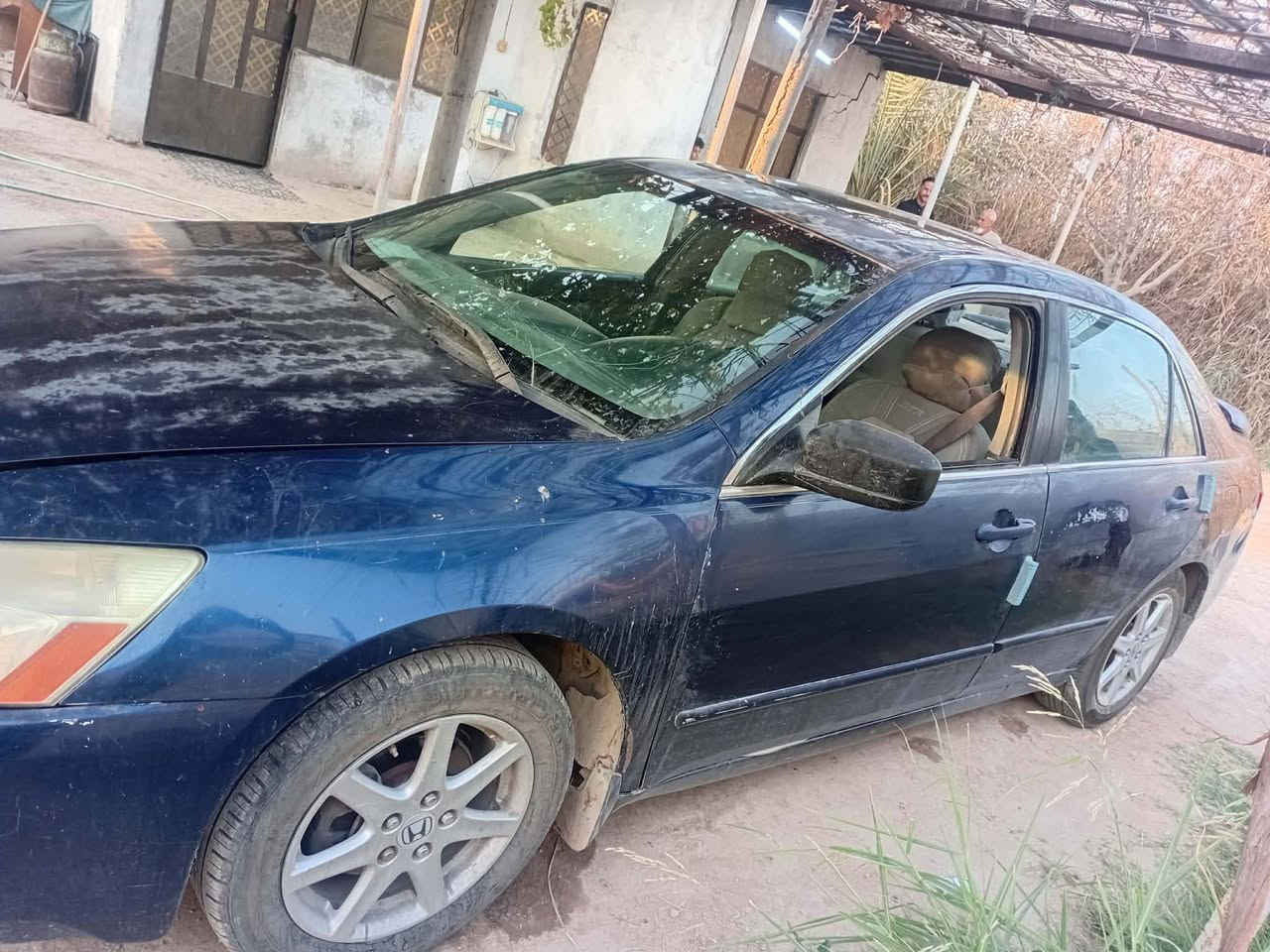 هونداي اكورد موديل ٢٠٠٤ محرك مكفول كير يخربط بس تمشي ابيعك كير كايم محرك وكير كامري ابو الجف تبريد شغال تخم تاير غرفته حلوه رقم بغداد تحويل ثاني يوم السعر ٣٠ وبيه مجال 
***********
مكانه المحموديه مكلف بالنشر اتصل

