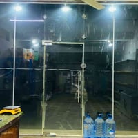 واجهة محل • نوعية ممتازة • ٣٠٥×٣٦٥