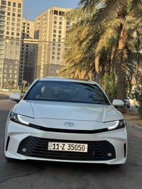 للبيع كامري 2025 عبد اللطيف LE ماشيه 37 مكفوله كفاله عامه للاستفسار 07...