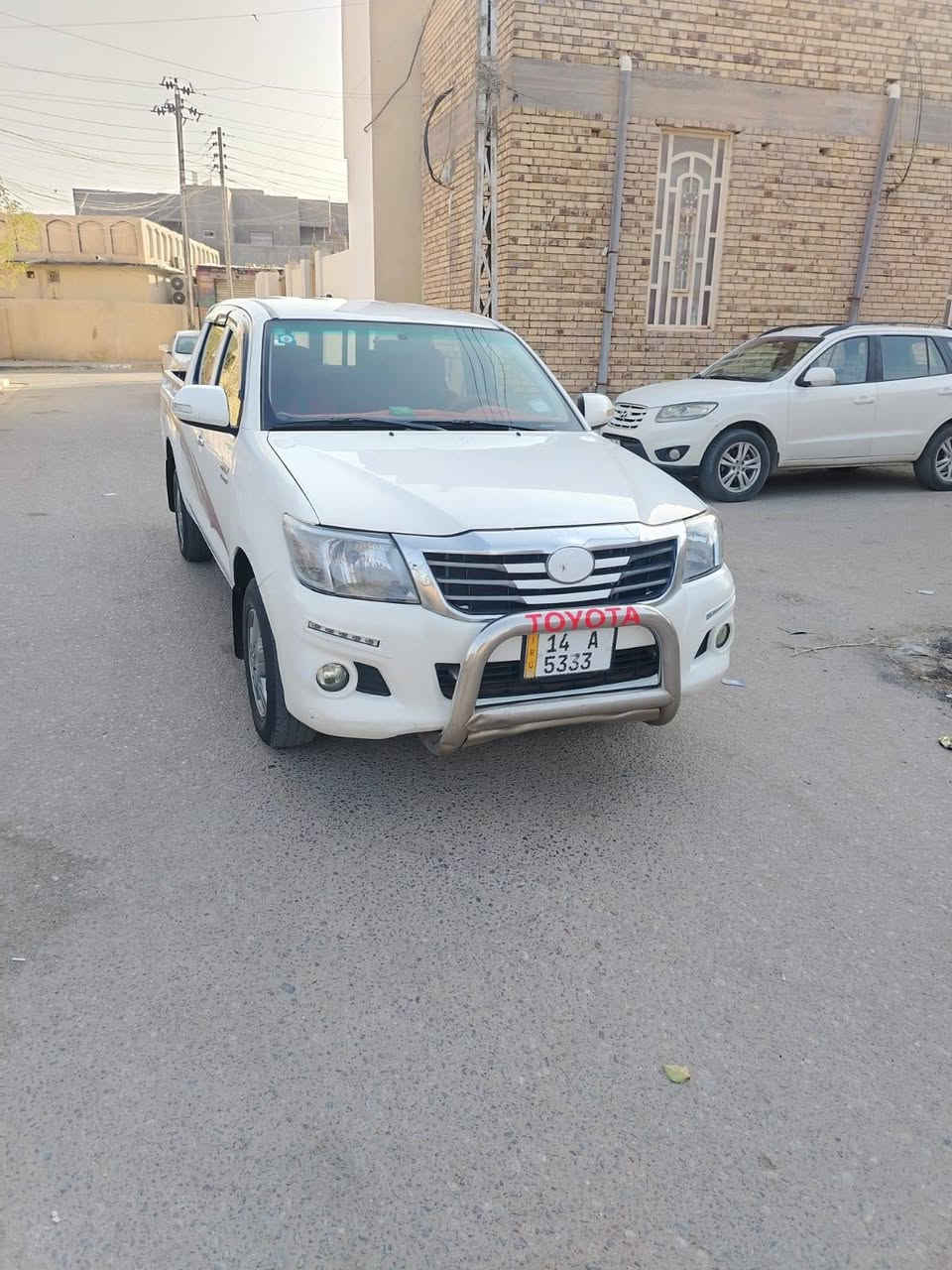 السلام عليكم للبيع فقط بيك اب فلاونزة مديل 2014 رقم بصرة بسمي مكفول من ضربة وصبغ وتبديل ما عدا البنيد مبدل اصلي السيارة جاهزة تخم تاير جديد حدادة جديدة تبريد ثلج محرك وكير كفالة المحرك بلاد ما مفتوح 

العنوان البصرة قضاء المدينة 

السعر 190 وبيها مجال للشراي 

رقم الهاتف ***********
