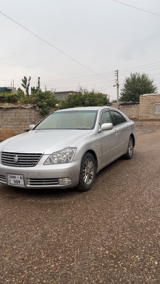 بەناوی خوای گەورە
شاهینە 2008ساج مەلەکی مووس 
182 گەورە بەگەورە 
3دووگمە پەردە 
کۆدی هەیە بەناوی خۆمانۆ
کامل کامل مەسرەف کراوە بۆ یەک هەزاری مەگەڕێ 
تەبریت ساردوو گەرم
برێکی بەسراوە 
کونی گەرمی 
جامی هەڵ گیراوە   
بەقەی یەک ساق جوان نەبوو نەتەوێت 
2پارچەی بۆیاخە   
داعمو لێرداو  سەقفوو حیزارم بەشەرت 
چاڵوو شوختی نیە   زۆر زۆر پاکە 
تەنها  یەک کەڤەری  دوای گۆڕاوە  یابان  ماباقی داعمی بۆ 
دەعامی بەشەرت 
4تایەو ویلی نەوتی لۆکی لەژێرە  
***********
شوێن هەڵەبجەی شەید 
قوفڵوو کۆتایەکەی   55گەڵا🔒 بۆ معاملەش تێڵ مەکە 
 سەیارەکە لە ڕەسمەکان جوان تروو پاک تر نەبو پارەی ڕێگەو عایدی خۆم🧿
