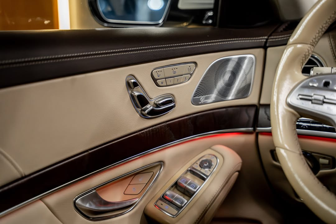 عربي / كوردى

Mercedes-Benz
موديل: S450 AMG
سنة الصنع: 2018
المسافة المقطوعة: 140,000 كم
السعر: 51,000$

Mercedes-Benz
مۆدێل: S450 AMG
مۆدێلی ساڵ: 2018
ماوەی ڕۆیشتن: 140,000 کیلۆمەتر
نرخ: 51,000$ 🔥🚘

#gt_cars_duhok
