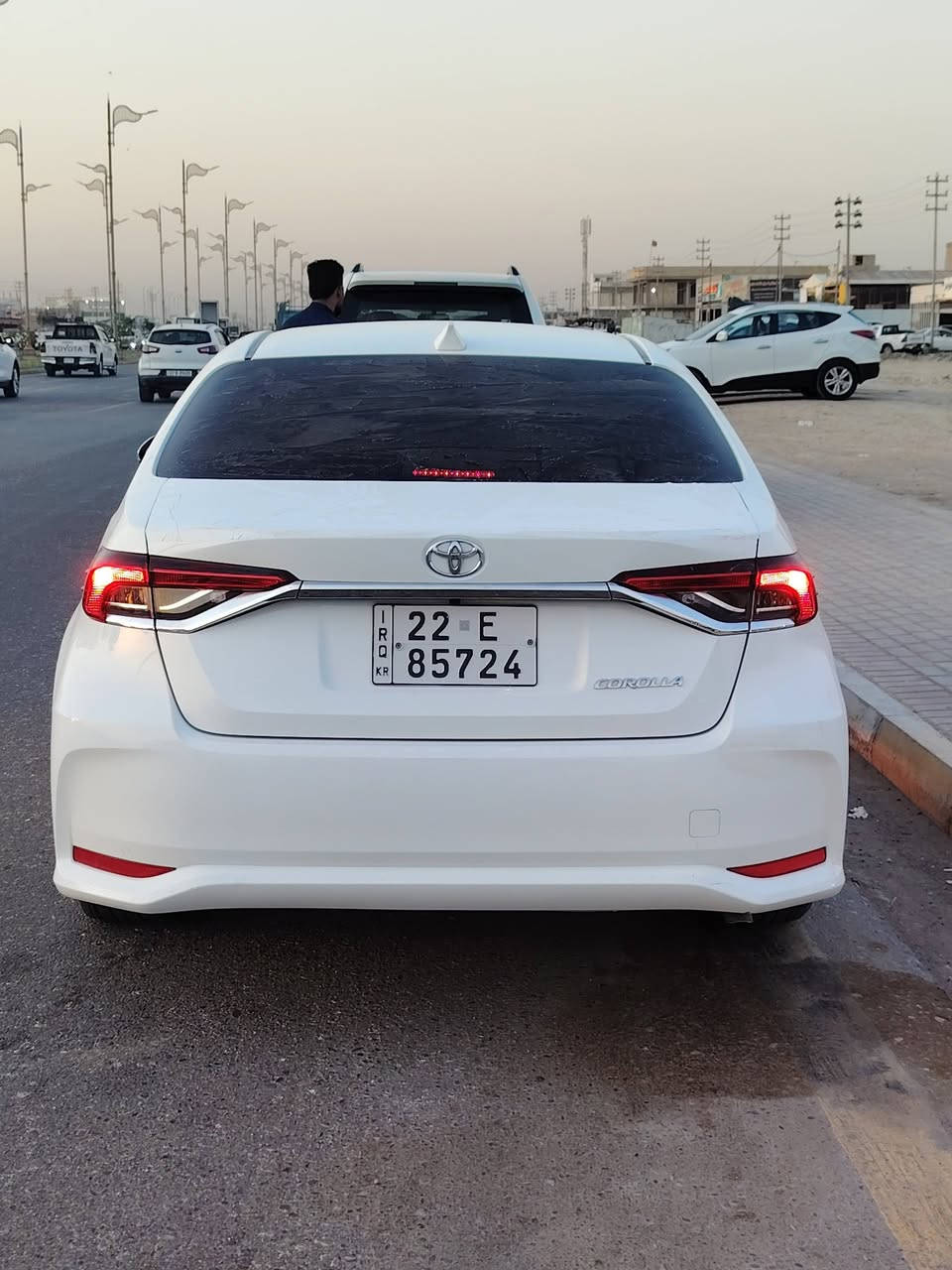 سلام عليكم
للبيع  تويوتا كورلا موديل 2022
فول مواصفات مكفوله كفاله عامه 
رقم شمالي الجديد تحويل باسمك ثاني يوم 
 السعر خاص 
العنوان واسط قظاء الصويرة
الهاتف::***********
