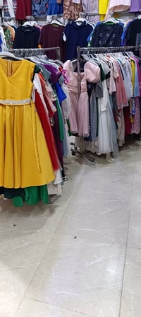 فستان بناتي • ماركة خليجي • سوق الميثاق