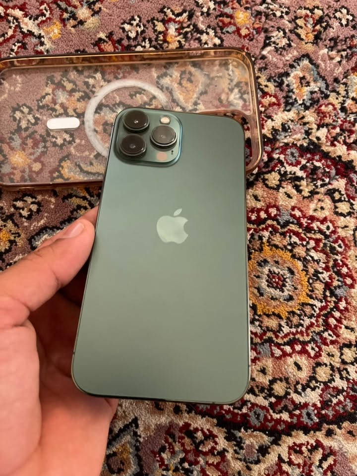 13 برو ماكس
ذاكره ٢٥٦ 
بطاريه ٩٢ معليه 
جهاز وتر  بروف 
أمريكي 
لون زيتوني 
السعر ٦٧٥ بي مجال بسيط  
مكان ديالى بعقوبه 
الرقم ***********
